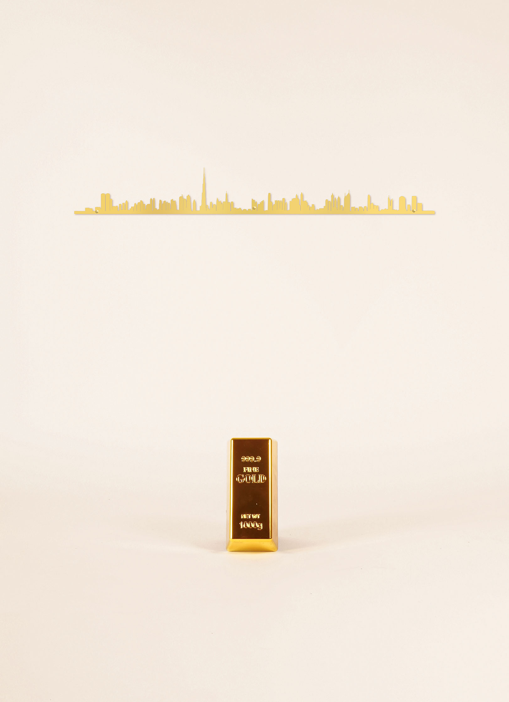 Cliché skyline de Dubai doré